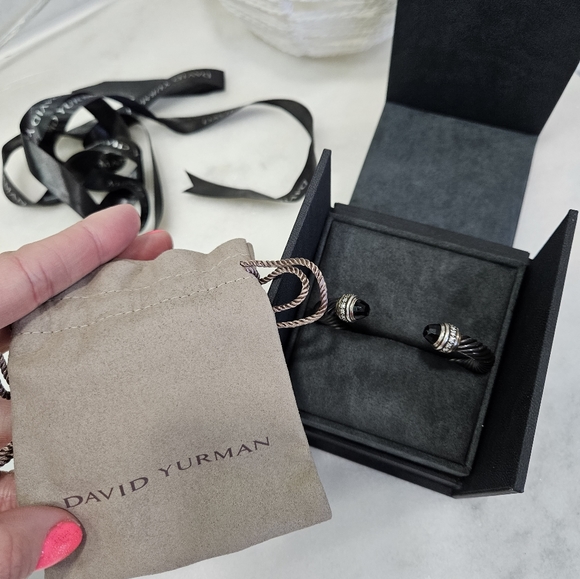 David Yurman black Onyx and dimond bangle cuff bracelet (large) - Picture 5 of 9